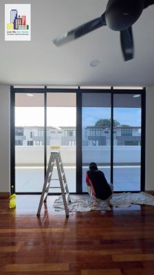 Supply & Install Tinted Film @Sierra 16