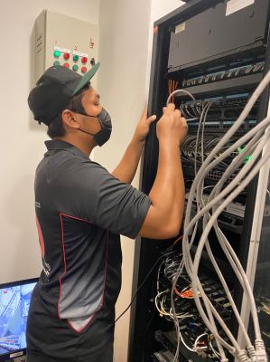 Computer Network Rearrangement At Server Rack