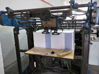T350 Semi Auto Paper Bag Machine