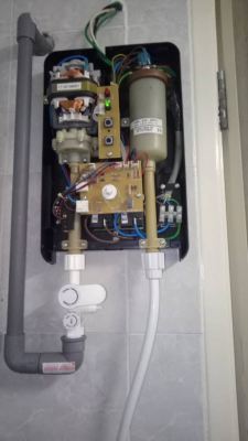 Install water heater and replace switch at pelangi Damansara, petaling jaya