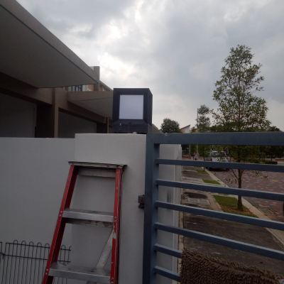 Install gate light point and lighting at Sierra 3 Puchong