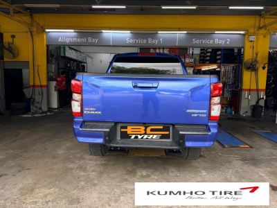  Isuzu D-Max ���� 265/65R17 Kumho Road Venture AT52 
