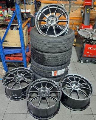  Honda CR-V �������  18���˶���Ȧ + 235/60R18 Kumho Ecsta PS71 