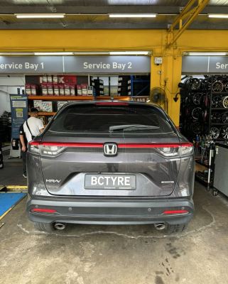  Honda HR-V ��̥����  225/50ZR18 KINGBOSS G866 