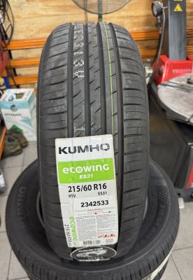  Honda HR-V ����Ь  215/60R16 Kumho Ecowing ES31