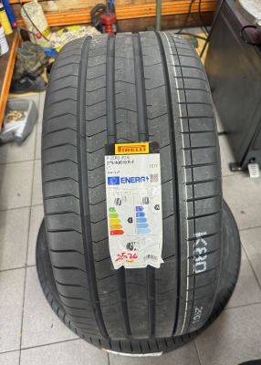  Mercedes S-Class ���������ɣ� 245/45R19 & 275/40R19 Pirelli P ZERO PZ4 Run Flat