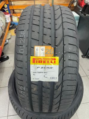  Mercedes-Benz C-Class ����������ɣ� 255/35R19 Pirelli P Zero ��������̥