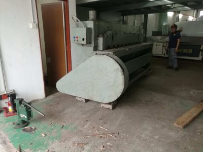 Arrival of Used Shearing Machine