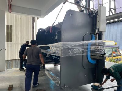 APM CNC Press Brake for Metal Fabrication 