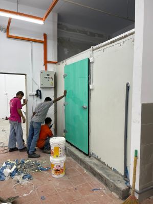 Refurbished Cold Room Panel With New System