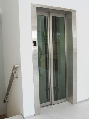Lift Panel/Lift Door Jamb