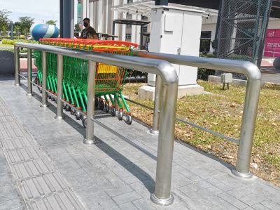Stainless Steel Trolley Barrier Rails