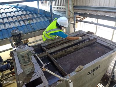 Cleaning of Primary Clarifier