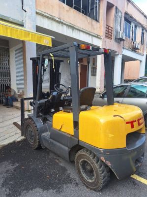 TCM Diesel Forklift Rental at Rawang Perdana @ Selangor, Malaysia. (C754)