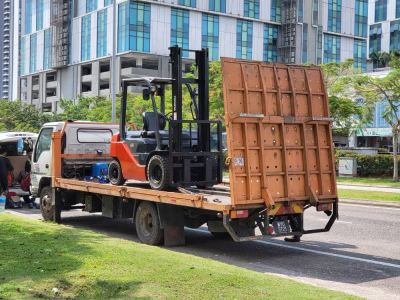 Toyota Diesel Forklift Rental at Cyberjaya @ Selangor, Malaysia. (C761)