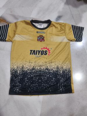 TAIYOS SOLAR sponsors and nurtures talented young football teams.
I am pleased to sponsor the Young Cubs jersey, offering support and encouragement to children who love football.
We believe that football is not just a sport, but also fosters children's team spirit, discipline, confidence, and perseverance. I hope that after putting on their brand-new jerseys, the young players can fully perform on the football field, bravely pursue their dreams, and enjoy the joy and growth brought by football.