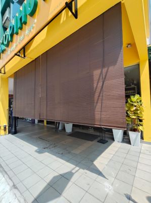 Outdoor Wooden blind installation; Jalan Prima SG 3/2, Prima Seri Gombak, 68100 Batu Caves, Selangor