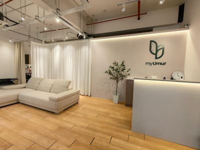 Hospital Curtain track installation for product showroom; Jalan Intisari, Desa Parkcity, 52200 Kuala Lumpur, Federal Territory of Kuala Lumpur