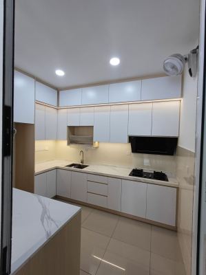 KITCHEN CABINET