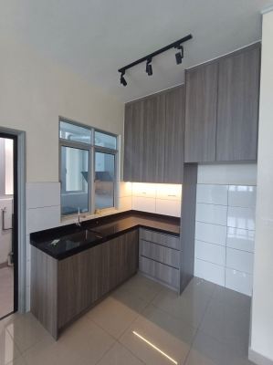 KITCHEN CABINET