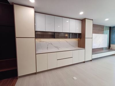 KITCHEN CABINET