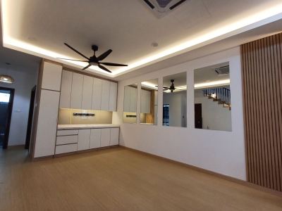 KITCHEN CABINET