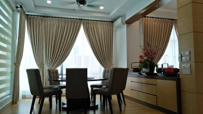 Curtain Design - Traditional Wood Rod And Pleate