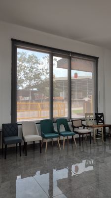 Dato Factory Office Showroom And Meeting Room Blinds/ Sunblock/ Sunscreen/ Grey Material With Black System 