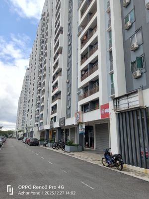 Site visit for contract maintenance�service at Apartment Sentrovue