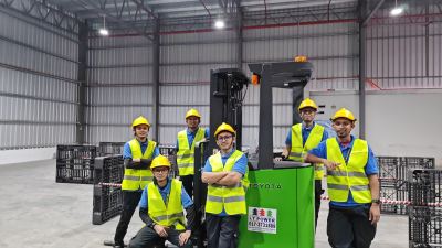 Toyota Battery Reachtruck at Ayer Keroh warehouse Melaka