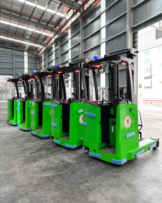 Pulau Pinang EP 1.8 Ton Lithium Stand-On Reach Truck