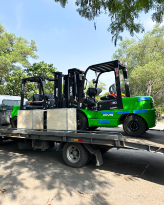 EP iMOW 3-Ton Lithium-Ion Forklift in Pulau Pinang