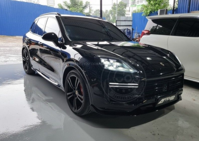 Porsche Cayenne 958 Convert 9Y0.2 Bodykit - Front