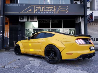 Ford Mustang Wide bodykit - Rear