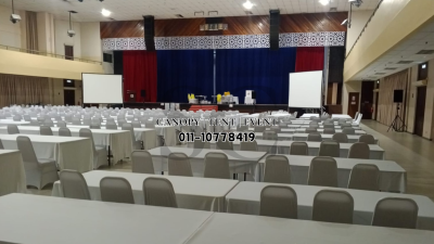 Table & Chairs ����