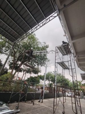 UNIVERSAL TRAVELLER FACTORY EXTENSION METAL DECK AWNING ( FRONTAGE PARKING )