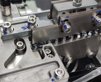 Smart screw drivers with torque control and blow type screw feeder 