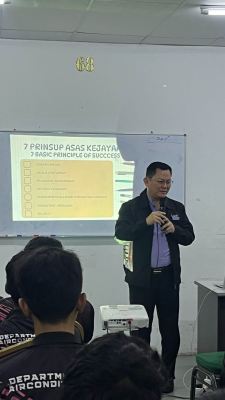 Career Talk Session with Dato�� Sri Dr Ricky Yaw