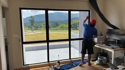 Aman Sutera , Seremban 2 Heights Tinted House