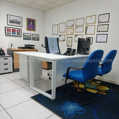 L Shape Writing Table 50480 Kuala Lumpur, Malaysia. JUL 2026-1.jpg