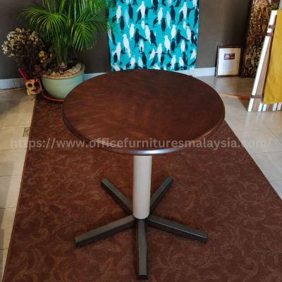 Round Discussion Table 41400 Klang, Selangor, Malaysia..jpg
