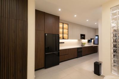 Custom Kitchen Cabinetry