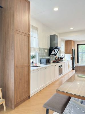Chemara Hills - Kitchen Cabinet