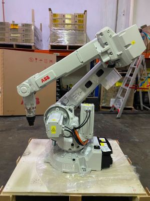 ABB 2600ID ROBOTIC ARM