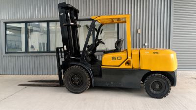 5 Ton Forklift Rental Delivered to Customer Factory