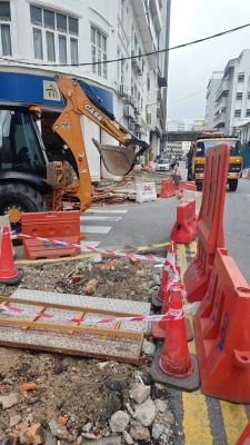 Backhoe rental KL Jalan Hang Leng Kieu