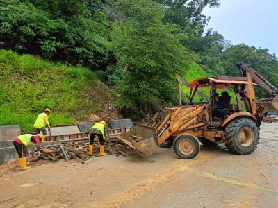 Backhoe Sewa @ puchong @ sekolah