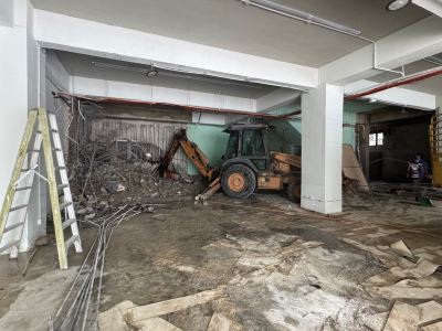 Breaking wall at Taman Maluri