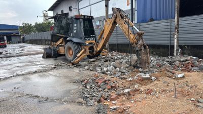 Break concrete at Beranang