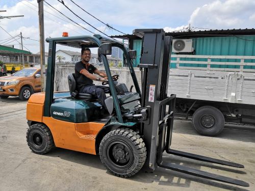 Forklift Rental at Seremban